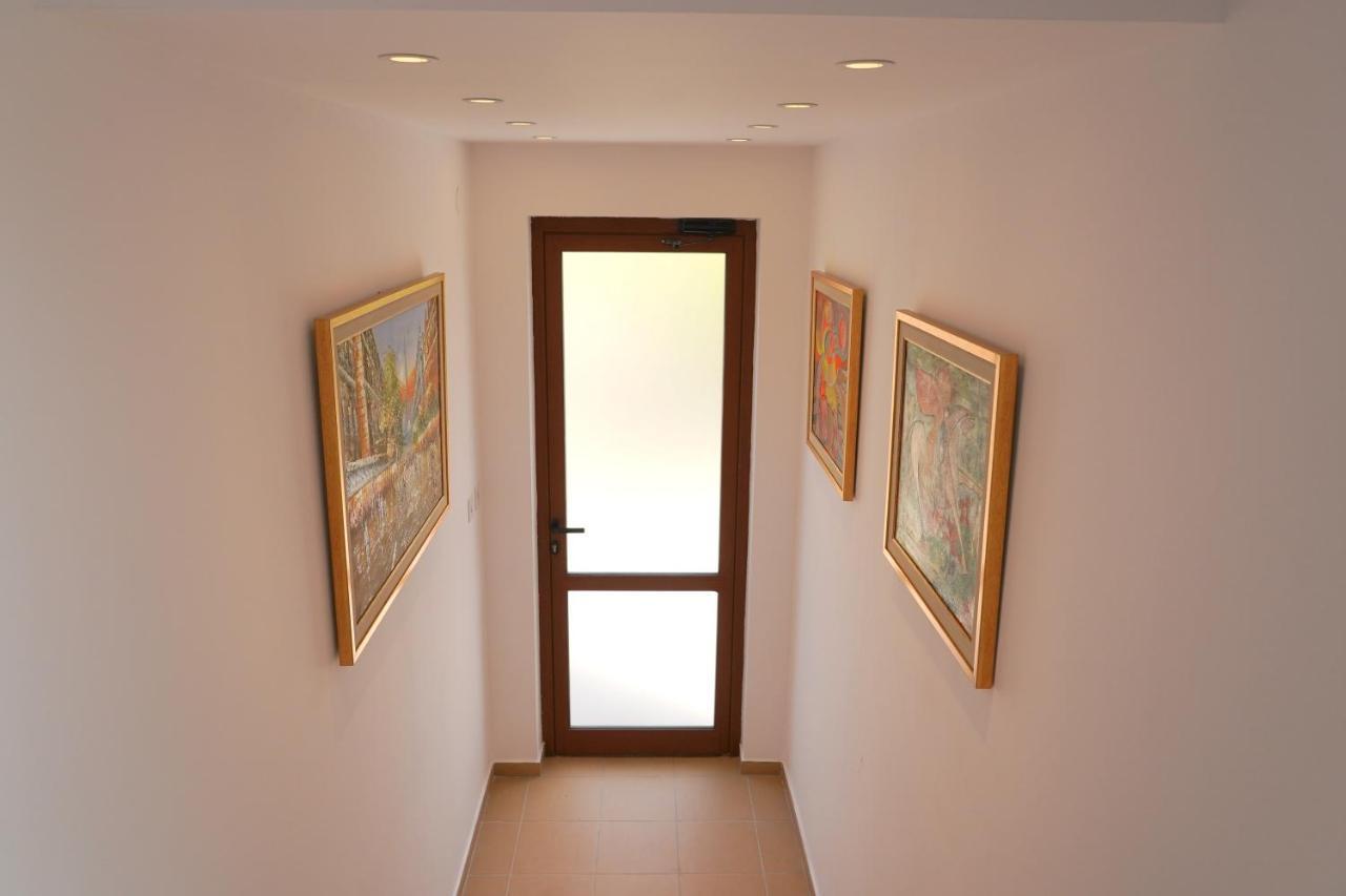 Shushi'S 1 Bedroom Central Apartment プロヴディフ エクステリア 写真