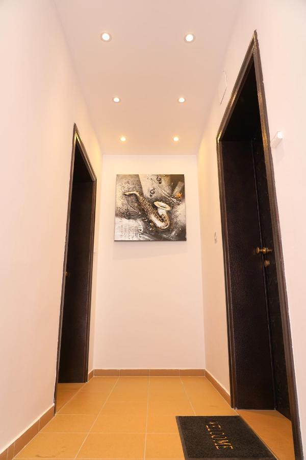 Shushi'S 1 Bedroom Central Apartment プロヴディフ エクステリア 写真